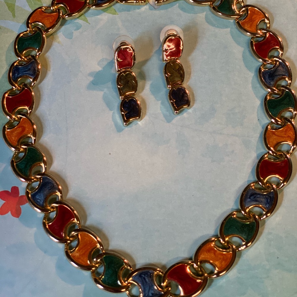 Vintage Gold Tone & Enamel Necklace & Earring Set